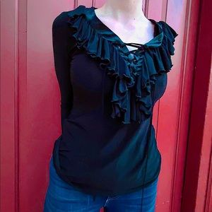 Retro Ruffled V-Neck top